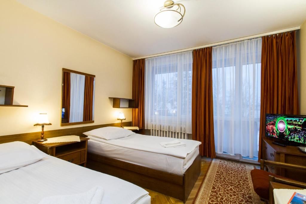 Отель Hotel PRL RZEMIEŚLNIK Закопане-50