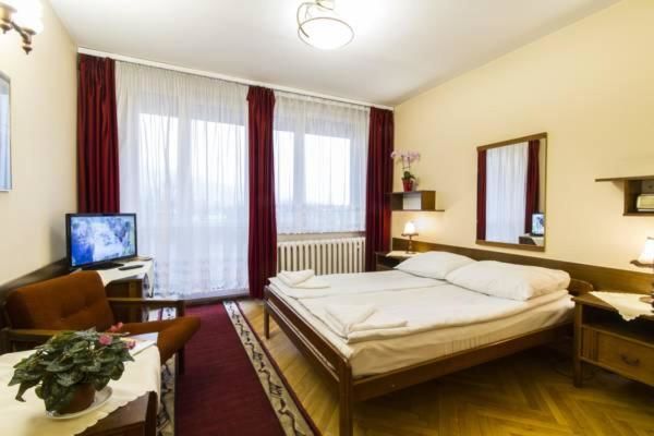 Отель Hotel PRL RZEMIEŚLNIK Закопане