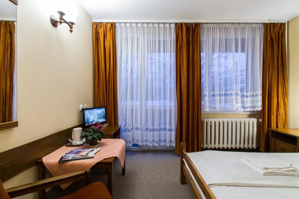 Отель Hotel PRL RZEMIEŚLNIK Закопане-86