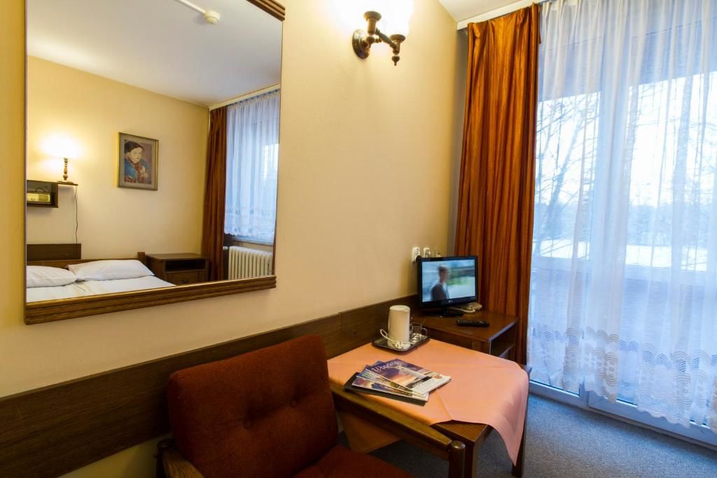 Отель Hotel PRL RZEMIEŚLNIK Закопане-89